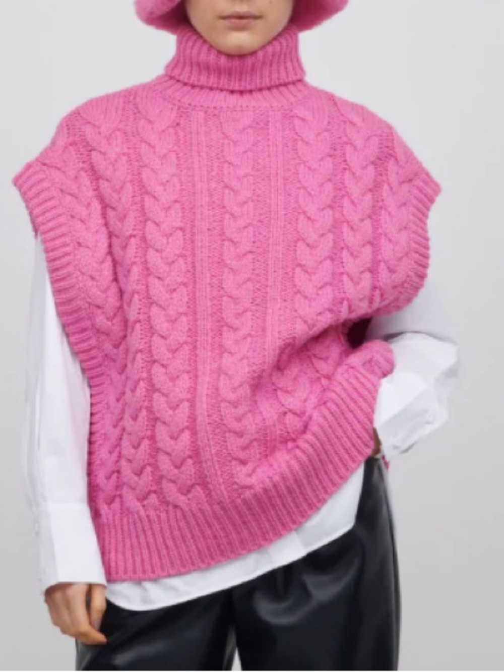 Jakke Sade Cable Knit Jumper
Vest Bubblegum Pink color 
Size 4
Barbiecore